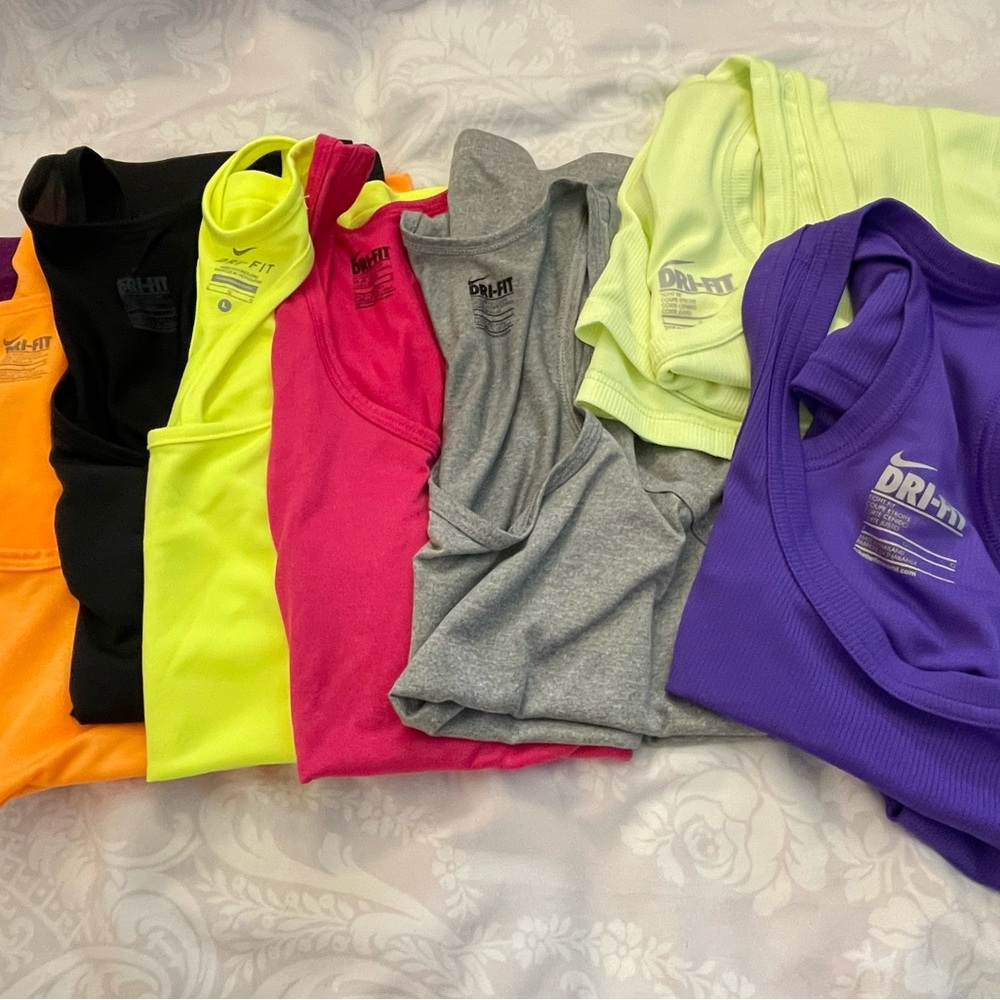 Nike Women's Tank Tops